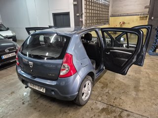 Dacia Sandero 2009