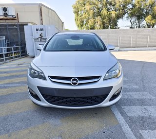 Opel Astra 2014