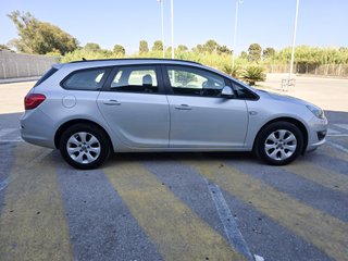 Opel Astra 2014