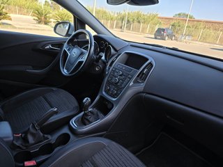 Opel Astra 2014