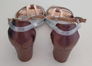 Sandalias Hispanitas Oro y Plata