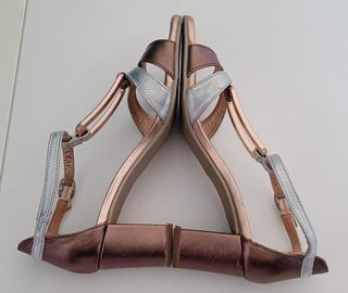 Sandalias Hispanitas Oro y Plata