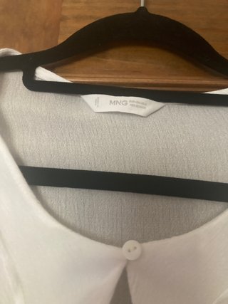 Blusa blanca jaretas