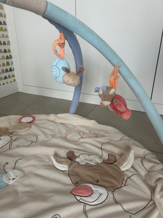Manta de juegos para bebé con peluches