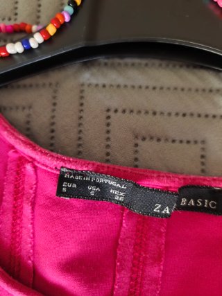 Vestido fucsia Zara