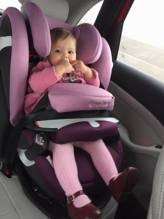 2 Seggiolini auto per auto. Nero e rosa