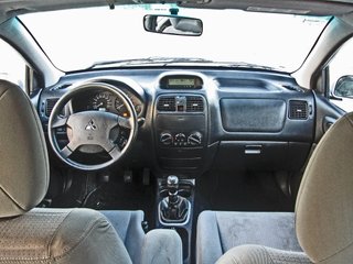 Mitsubishi Space Star 2004