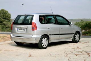 Mitsubishi Space Star 2004