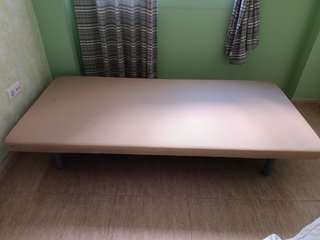 Base tapizada cama individual beige/gris
