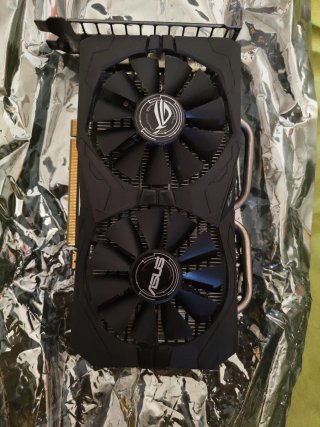 ASUS ROG Strix RX 560 O4G 4GB GDDR5