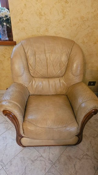 Set salotto: divano + poltrona