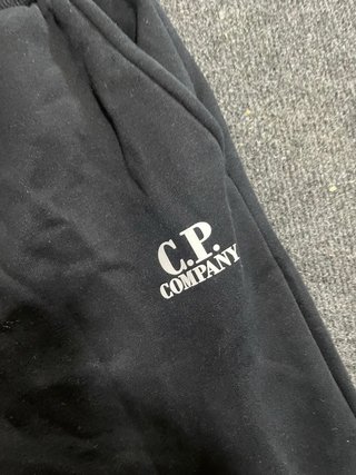 lote de ropa cp company, h&m y the north face