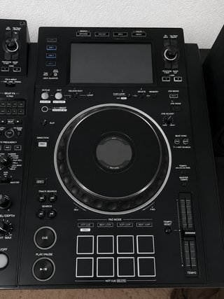 Pioneer XDJ-XZ Negra. Impecable. Tapa y maleta