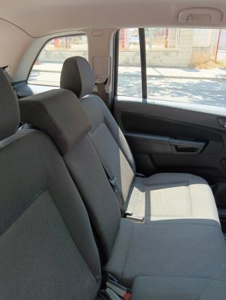 Opel Zafira 2011