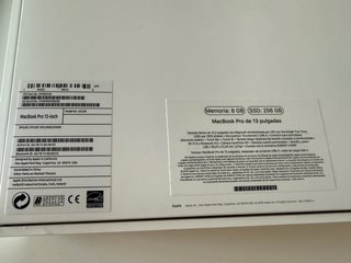 MacBook Pro 13” M1 8GB RAM 256GB SSD