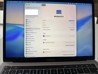 MacBook Pro 13” M1 8GB RAM 256GB SSD