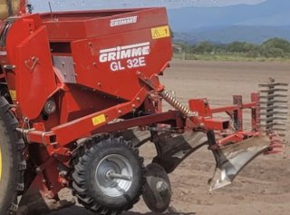 Grimme GL 32 E Sembradora patata