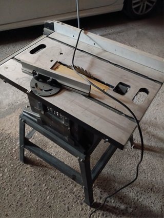 Sierra de mesa Ideal Power 1700W