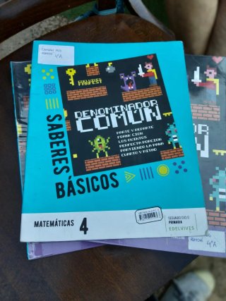 Libros 4º prim religión, inglés y coneixement medi