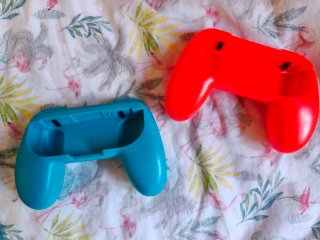 Soporte Joy-Con Nintendo Switch Azul y Rojo