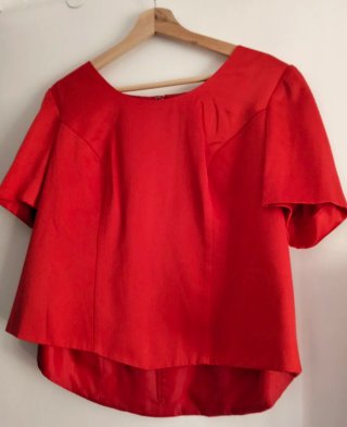 Traje de madrina rojo