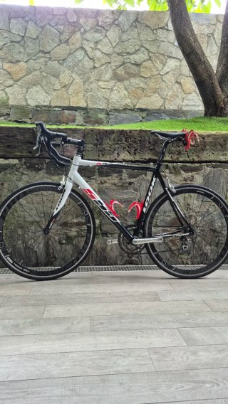 Bicicleta carretera LOOK 555