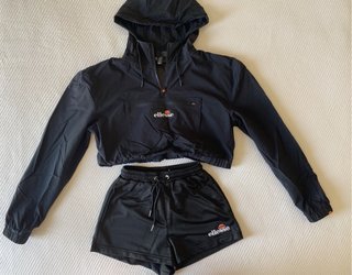 Conjunto chándal Ellesse negro