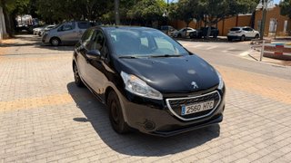 Peugeot 208 2013