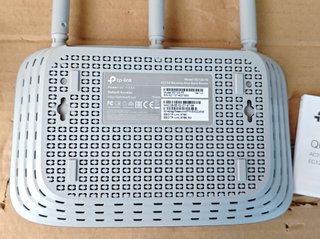 Router Wi-Fi TP-Link EC120-F5 AC750 Dual Band mode