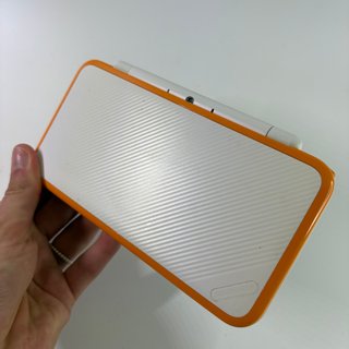 NEW Nintendo 2DS XL bianco