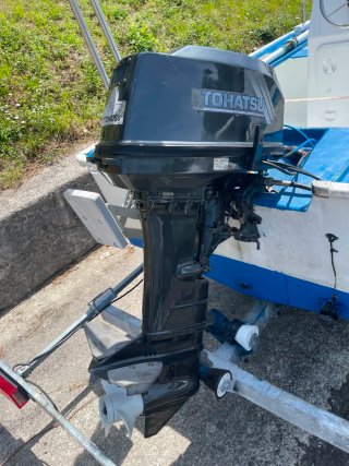 Lancha planeadora 4,40m