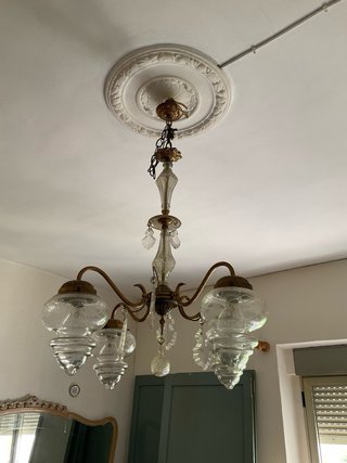 Lámpara de techo antigua de cristal y metal