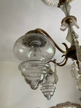 Lámpara de techo antigua de cristal y metal