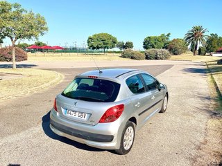Peugeot 207 2010