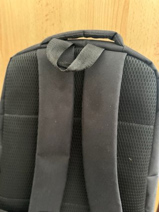 Mochila Negra Diseño Moderno Minimalista