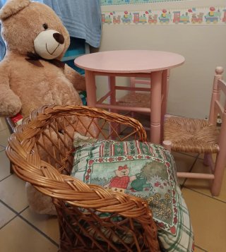 Mesa y 2 Sillas Infantiles Rosas
