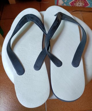 2 Pares Sandalias Bata T/43-44 Brasil T/30-31