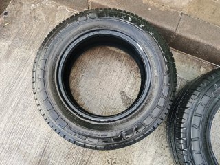 2 Neumáticos de carga Michelin