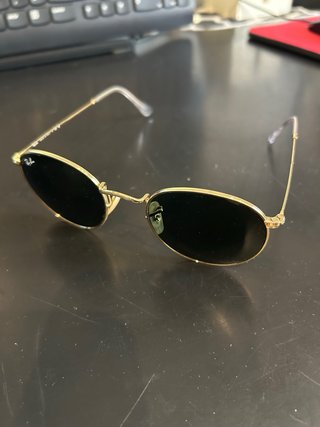 Gafas de Sol Ray-Ban Doradas y Negras