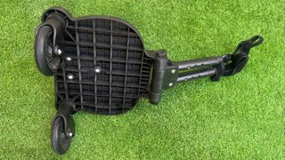 Plataforma con asiento carrito para hermano
