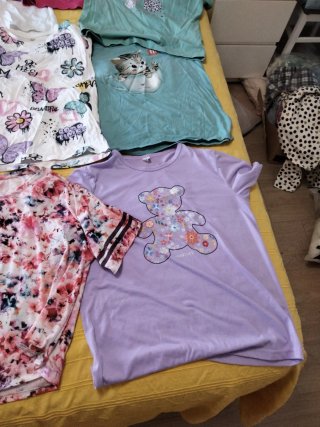 Lote 13 camisetas talla S