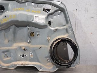 ELEVALUNAS DELANTERO IZQUIERDO MERCEDES-BENZ CLAS