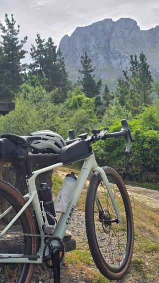 Bicicleta carretera gravel Cube Nuroad C62 carbono