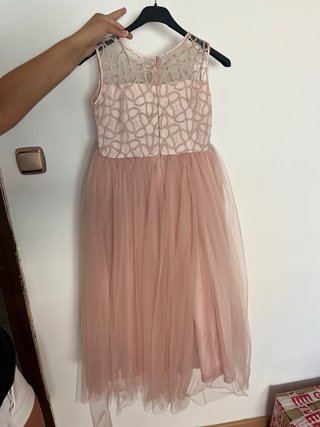 Vestido de niña rosa y blanco