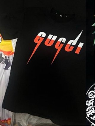 Camiseta Gucci Negra