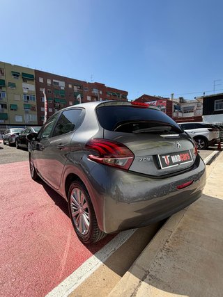 Peugeot 208 2019