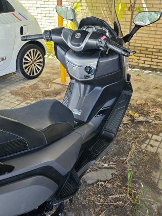 Daelim XQ2 300cc Maxi Scooter