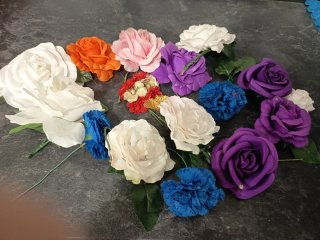 Accesorios Flamenca: Peinetas, Pendientes y Brazal