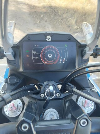 CF Moto 650 MT Azul/Gris - Marzo 2023.