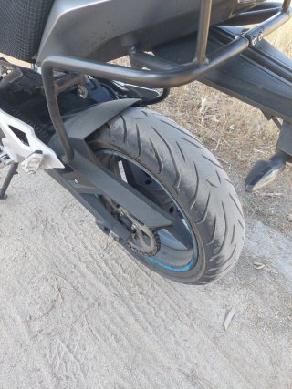 CF Moto 650 MT Azul/Gris - Marzo 2023.